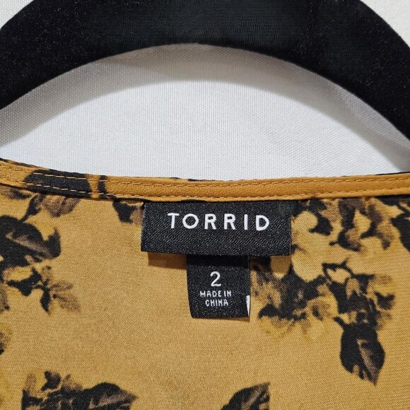 TORRID GOLD BLACK ROSE SILKY TOP BLOUSE 2 (18/20) - Picture 4 of 5